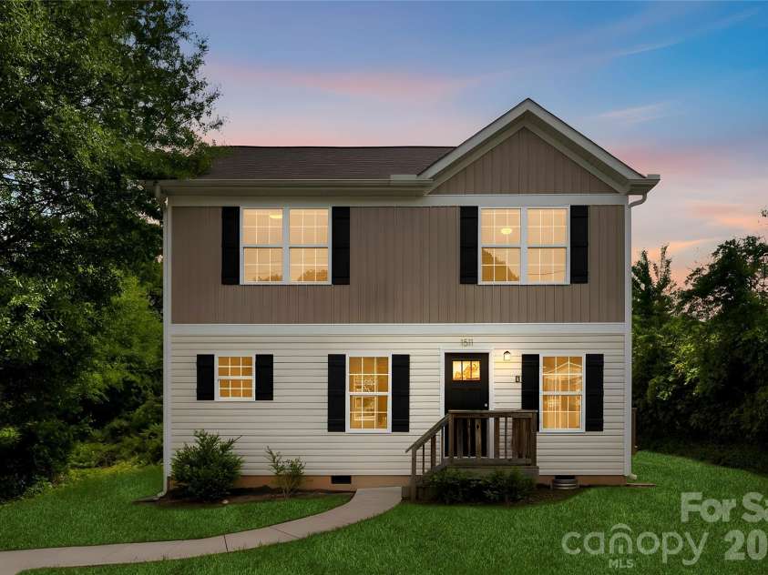 1511 Hollyleaf Avenue, Gastonia, NC 28052.  MLS# CAR4370488, YatesRealty ID 15741. 