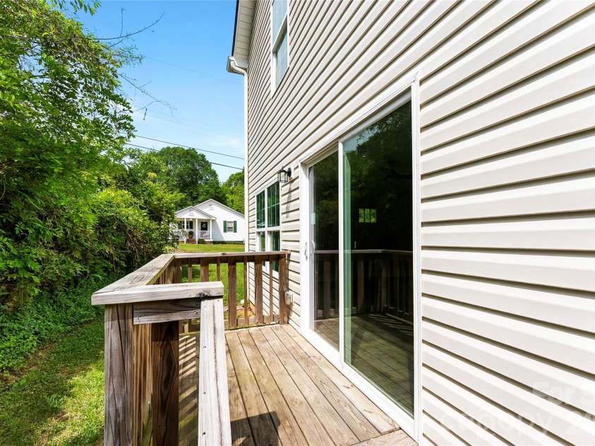 1511 Hollyleaf Avenue, Gastonia, NC 28052.  MLS# CAR4370488, YatesRealty ID 15741. 