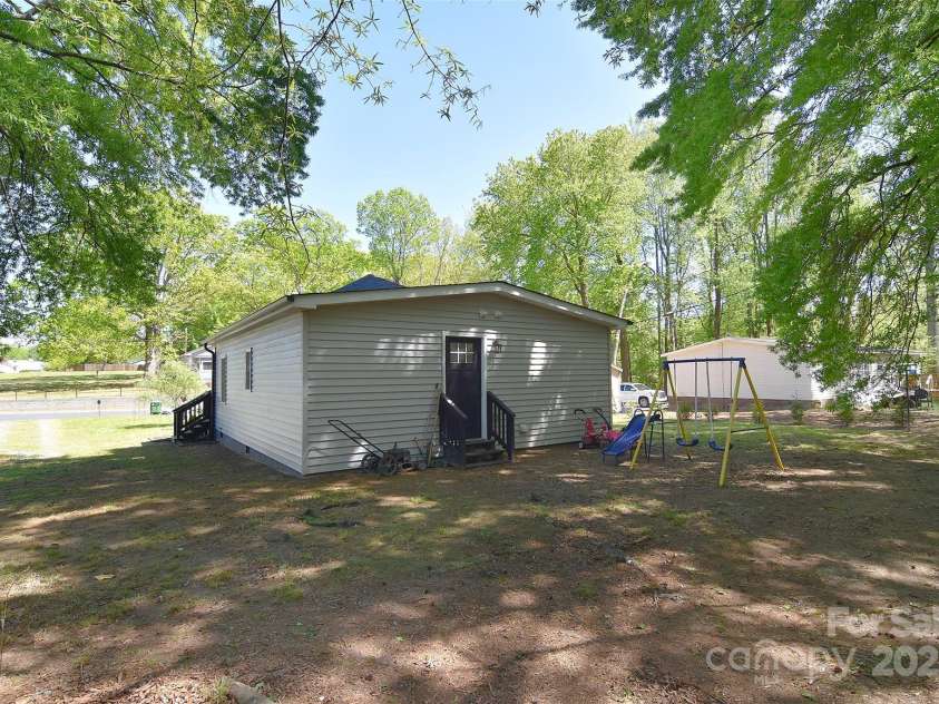 315 Kimmons Street, Landis, NC 28088.  MLS# CAR4248126, YatesRealty ID 15741. 