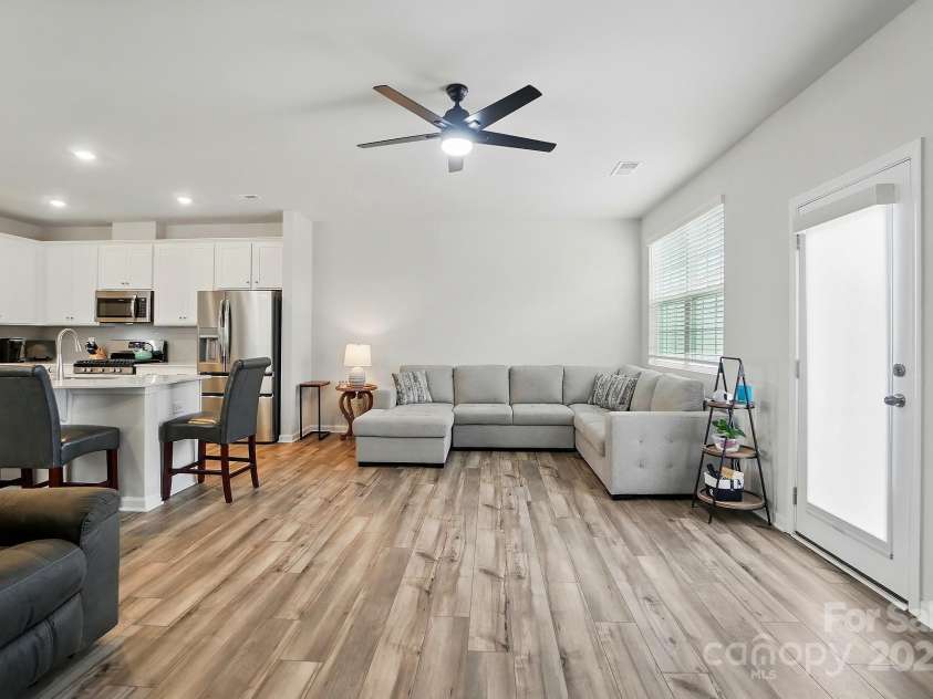 6037 Chelsea Oaks Ridge, Tega Cay, SC 29708.  MLS# CAR4258729, YatesRealty ID 15742. 