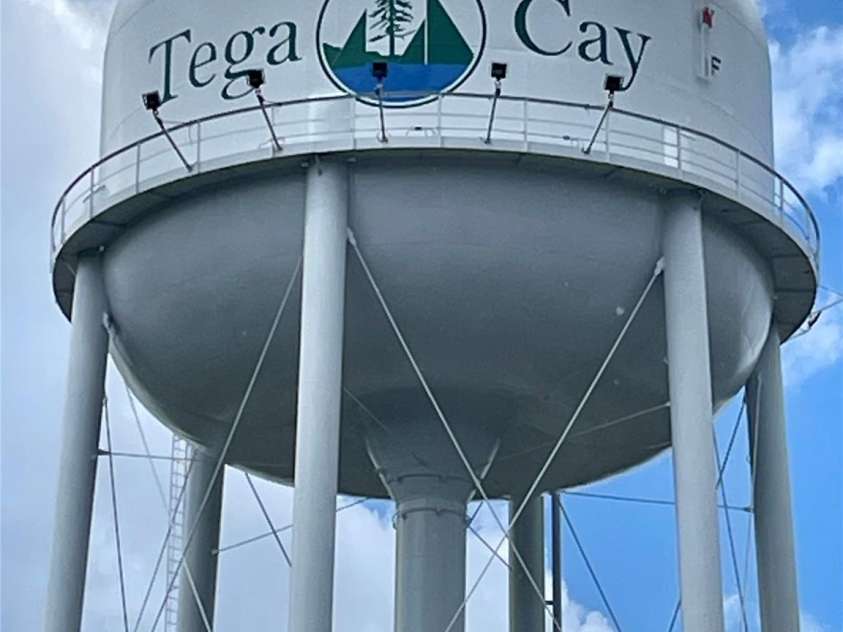 6037 Chelsea Oaks Ridge, Tega Cay, SC 29708.  MLS# CAR4258729, YatesRealty ID 15742. 