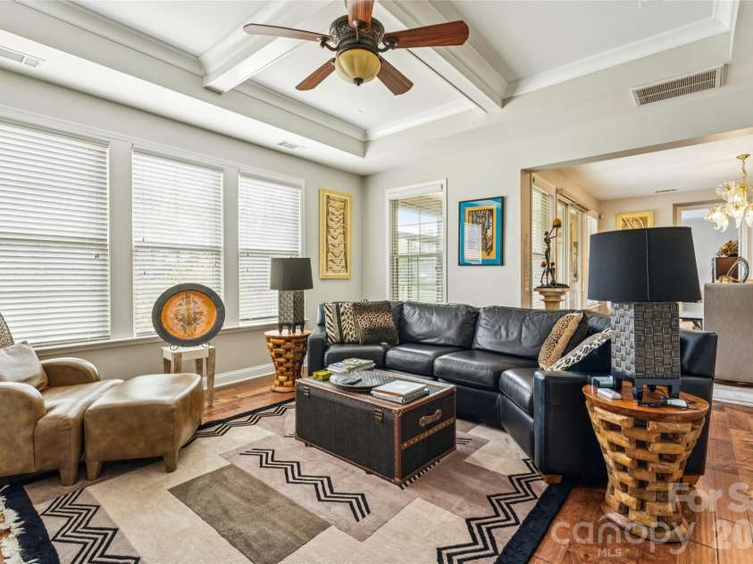 13335 Horned Lark Drive, Charlotte, NC 28278.  MLS# CAR4366538, YatesRealty ID 15743. 
