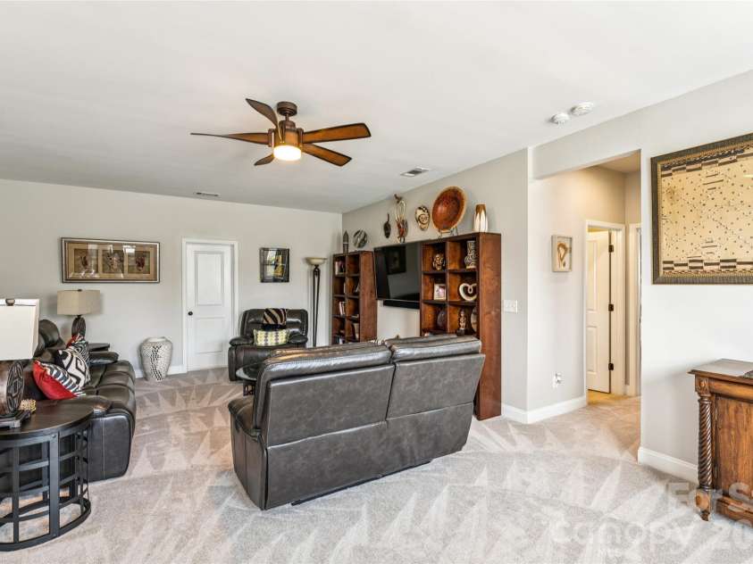 13335 Horned Lark Drive, Charlotte, NC 28278.  MLS# CAR4366538, YatesRealty ID 15743. Second floor bonus/loft space 