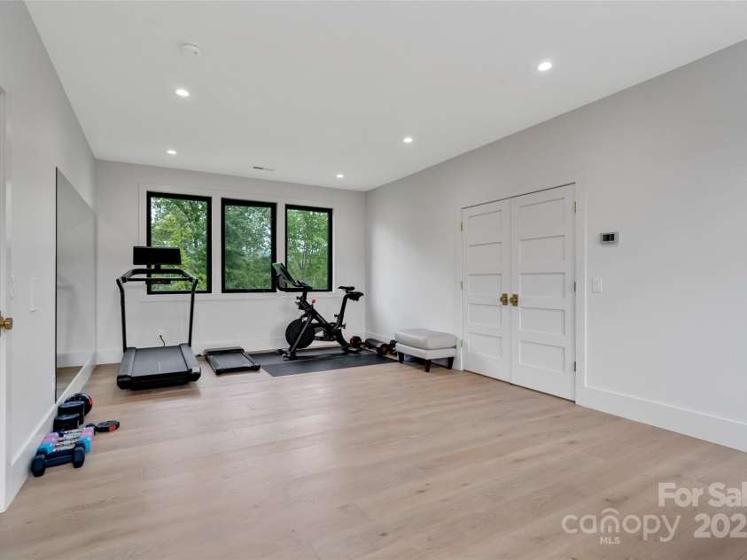 38 Thistle Lane, Fletcher, NC 28732.  MLS# CAR4264594, YatesRealty ID 15743. 