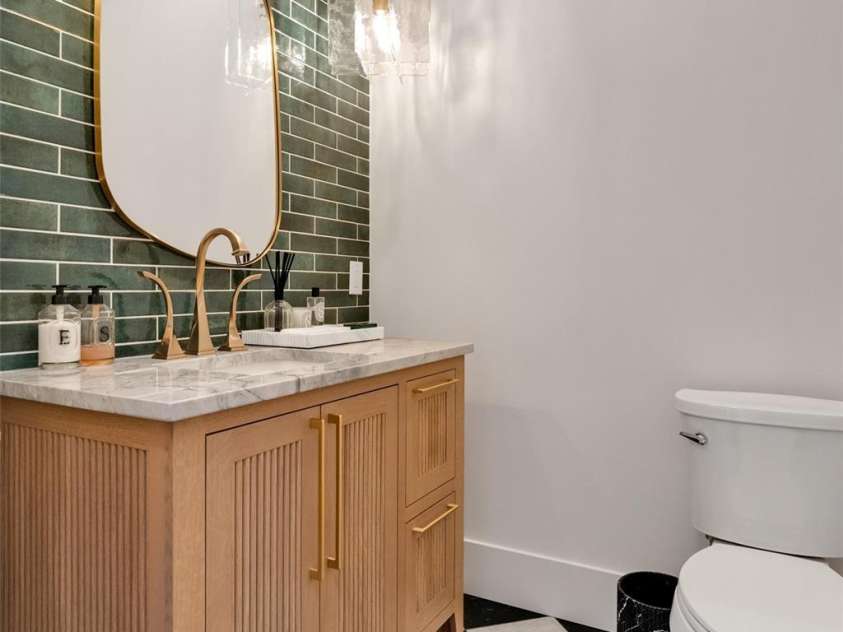 38 Thistle Lane, Fletcher, NC 28732.  MLS# CAR4264594, YatesRealty ID 15743. 