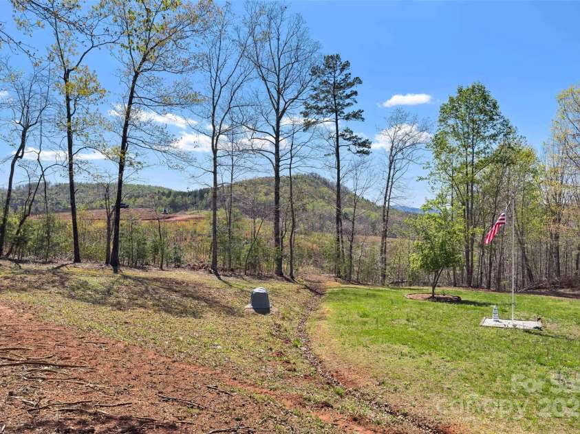 2567 Vein Mountain Road, Nebo, NC 28761.  MLS# CAR4254452, YatesRealty ID 15745. 