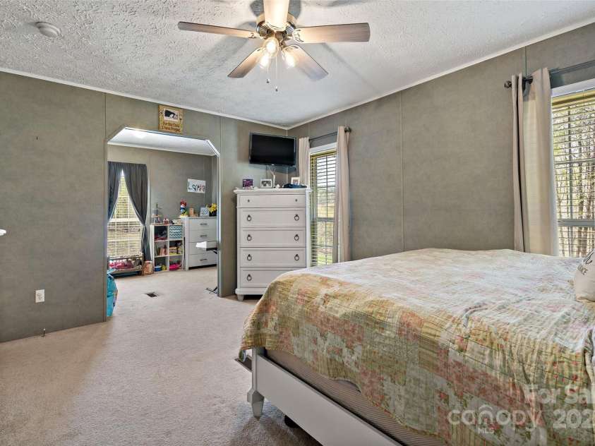 2567 Vein Mountain Road, Nebo, NC 28761.  MLS# CAR4254452, YatesRealty ID 15745. 