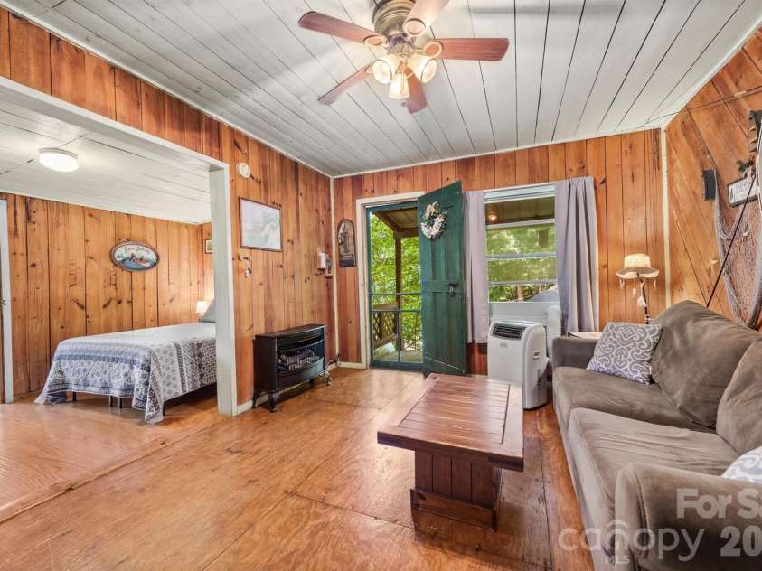 264 Rebel Drive, Hot Springs, NC 28743.  MLS# CAR4360663, YatesRealty ID 15745. 