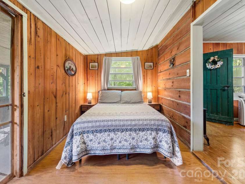 264 Rebel Drive, Hot Springs, NC 28743.  MLS# CAR4360663, YatesRealty ID 15745. 