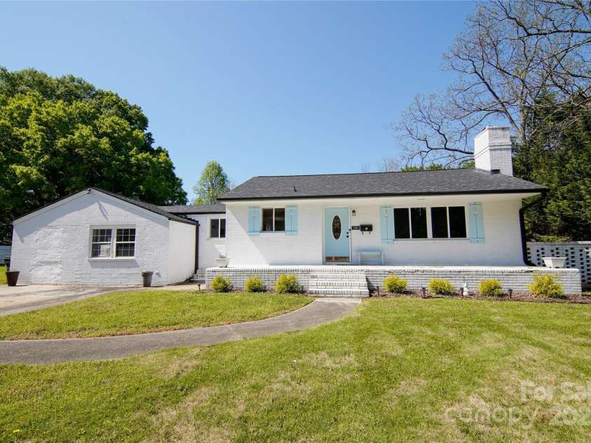 1081 Deas Street, Rock Hill, SC 29732.  MLS# CAR4247810, YatesRealty ID 15746. 