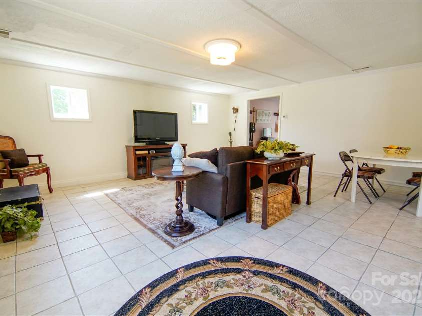 1081 Deas Street, Rock Hill, SC 29732.  MLS# CAR4247810, YatesRealty ID 15746. 