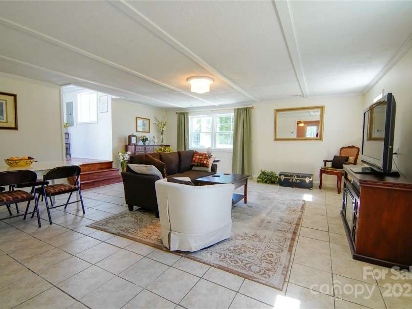 1081 Deas Street, Rock Hill, SC 29732.  MLS# CAR4247810, YatesRealty ID 15746. 