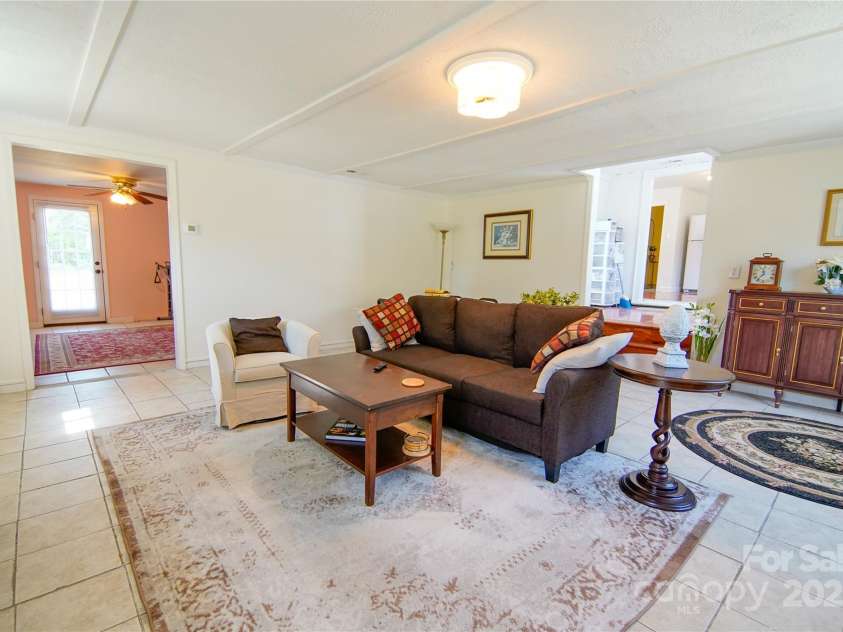 1081 Deas Street, Rock Hill, SC 29732.  MLS# CAR4247810, YatesRealty ID 15746. 