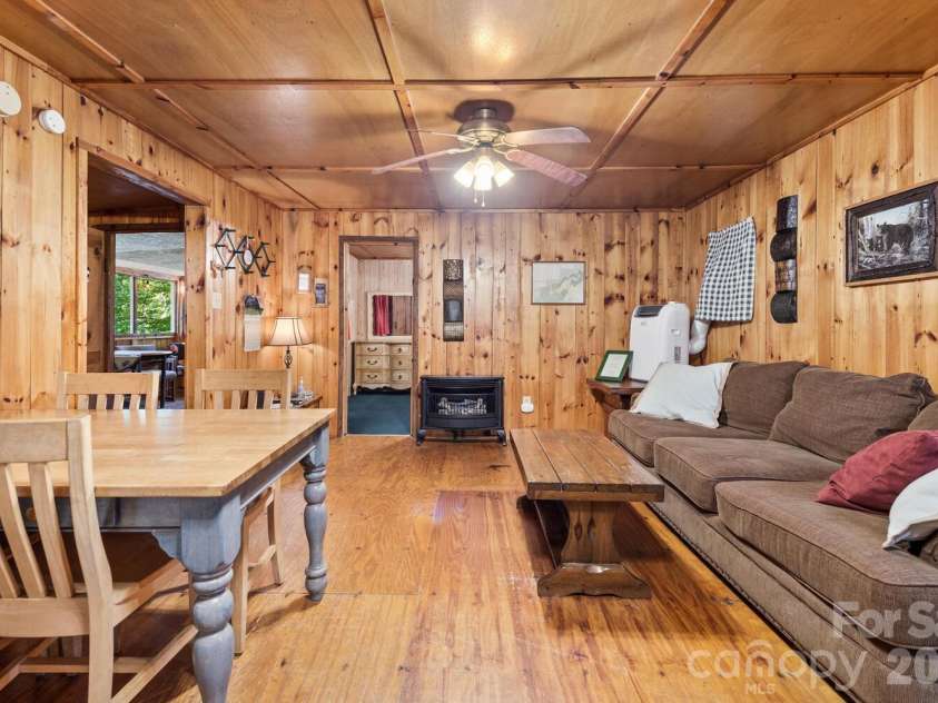 286 Rebel Drive, Hot Springs, NC 28743.  MLS# CAR4364820, YatesRealty ID 15746. 