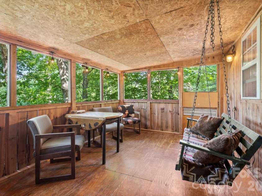 286 Rebel Drive, Hot Springs, NC 28743.  MLS# CAR4364820, YatesRealty ID 15746. 
