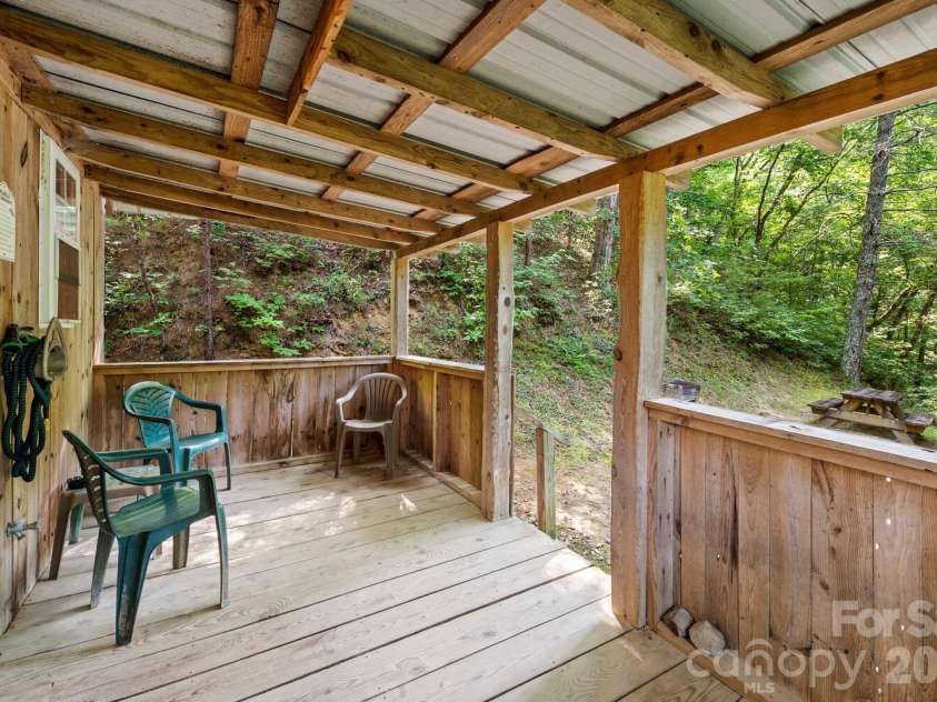286 Rebel Drive, Hot Springs, NC 28743.  MLS# CAR4364820, YatesRealty ID 15746. 