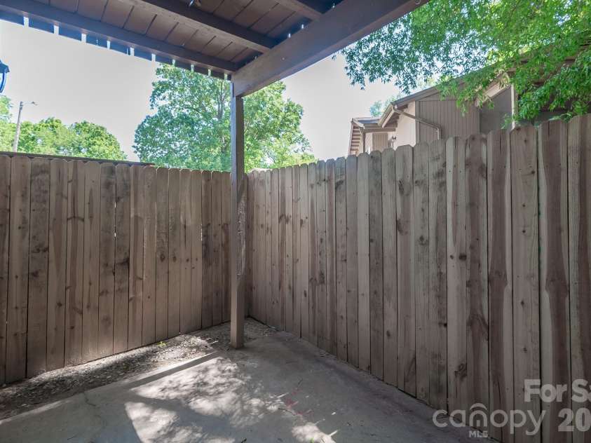 1465 Riverview Road, Rock Hill, SC 29732.  MLS# CAR4371709, YatesRealty ID 15747. 