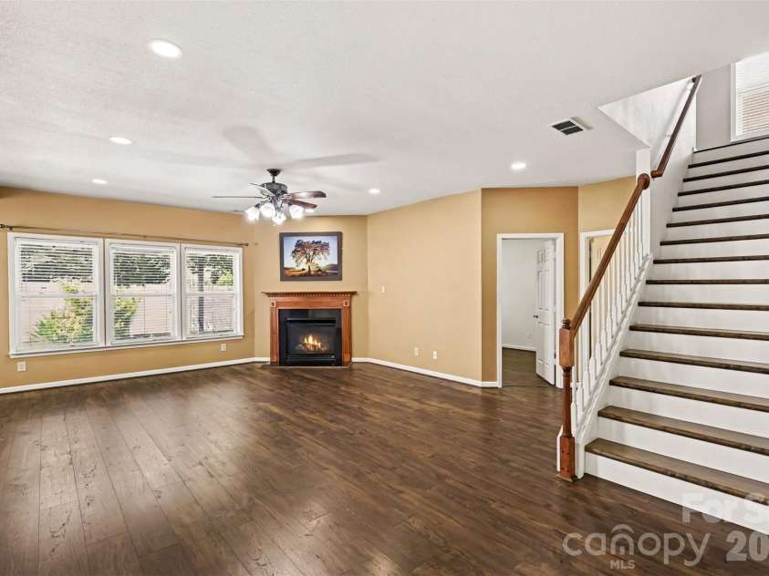 6058 Laurent Avenue, Fort Mill, SC 29715.  MLS# CAR4401920, YatesRealty ID 15748. 