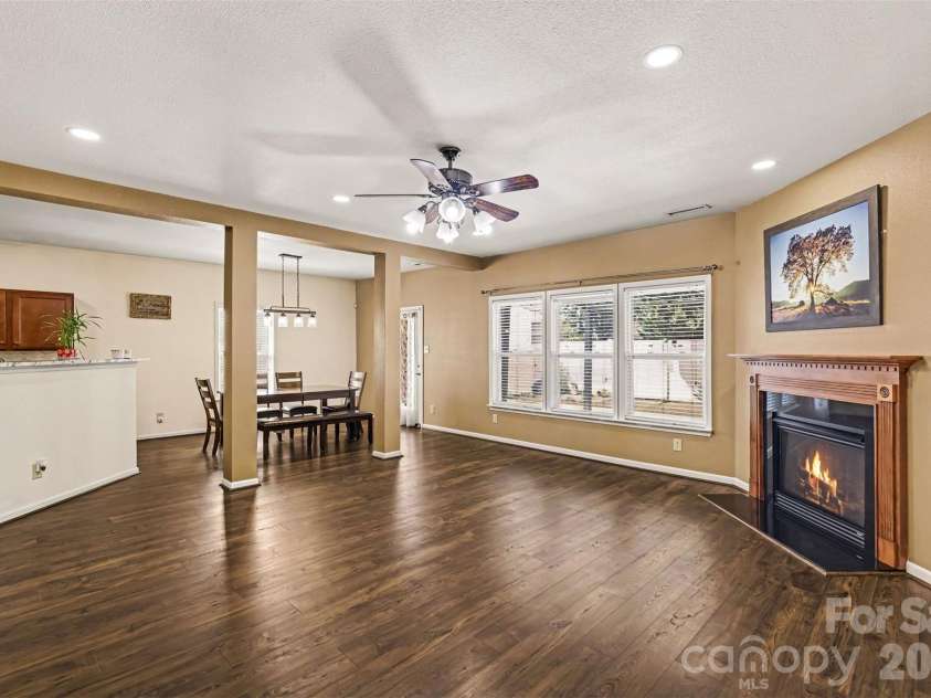 6058 Laurent Avenue, Fort Mill, SC 29715.  MLS# CAR4401920, YatesRealty ID 15748. 
