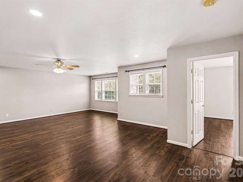 6058 Laurent Avenue, Fort Mill, SC 29715.  MLS# CAR4401920, YatesRealty ID 15748. 