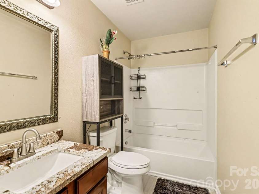 6058 Laurent Avenue, Fort Mill, SC 29715.  MLS# CAR4401920, YatesRealty ID 15748. 