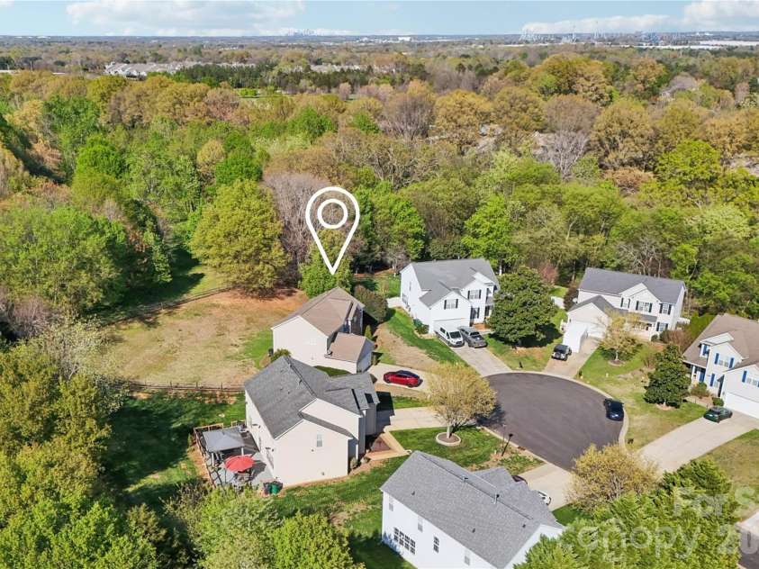 13321 Emerald Branch Lane, Charlotte, NC 28273.  MLS# CAR4373815, YatesRealty ID 15749. 