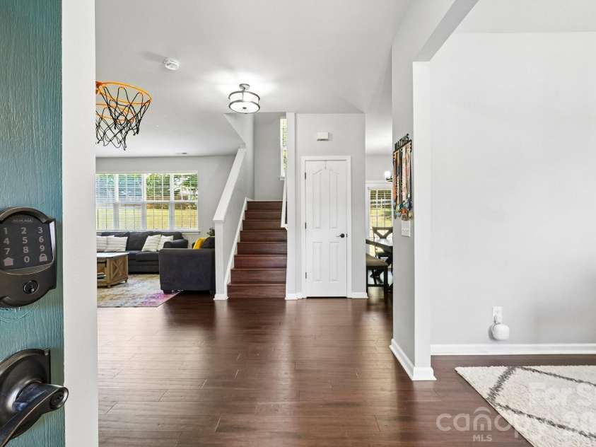 13321 Emerald Branch Lane, Charlotte, NC 28273.  MLS# CAR4373815, YatesRealty ID 15749. 