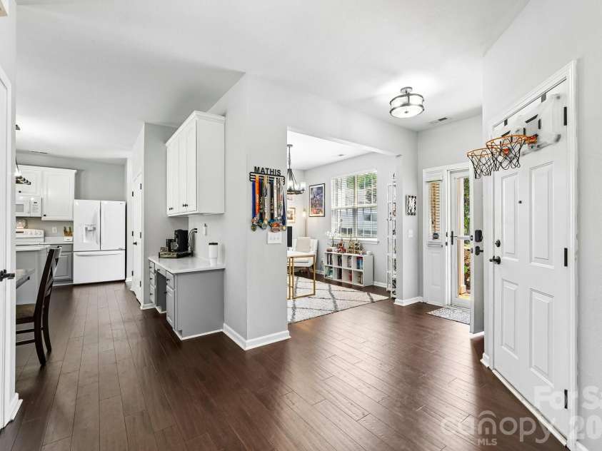 13321 Emerald Branch Lane, Charlotte, NC 28273.  MLS# CAR4373815, YatesRealty ID 15749. 