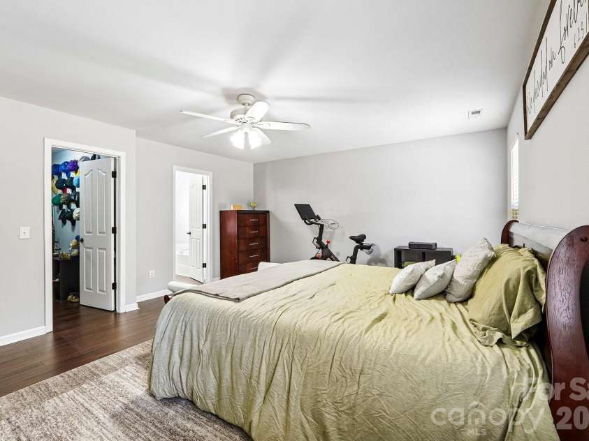 13321 Emerald Branch Lane, Charlotte, NC 28273.  MLS# CAR4373815, YatesRealty ID 15749. 