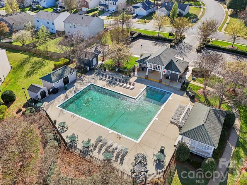 13321 Emerald Branch Lane, Charlotte, NC 28273.  MLS# CAR4373815, YatesRealty ID 15749. 