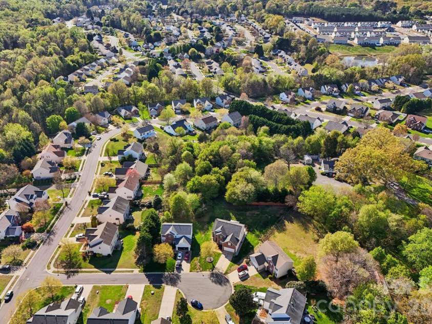 13321 Emerald Branch Lane, Charlotte, NC 28273.  MLS# CAR4373815, YatesRealty ID 15749. 