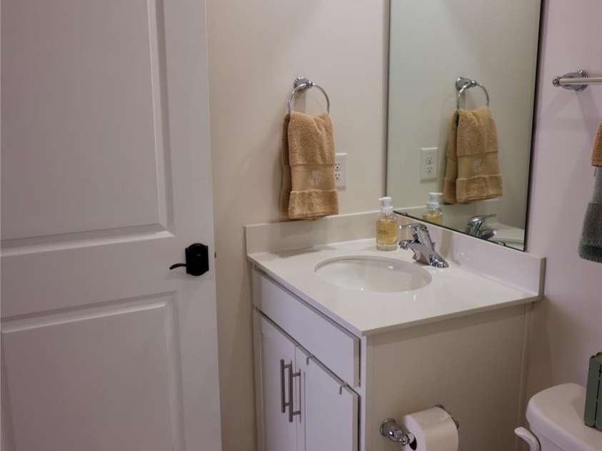 14 Malcolm Court, Candler, NC 28715.  MLS# CAR4221828, YatesRealty ID 15749. Bathroom 2