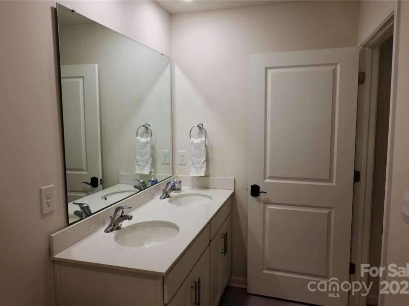 14 Malcolm Court, Candler, NC 28715.  MLS# CAR4221828, YatesRealty ID 15749. Primary Bathroom