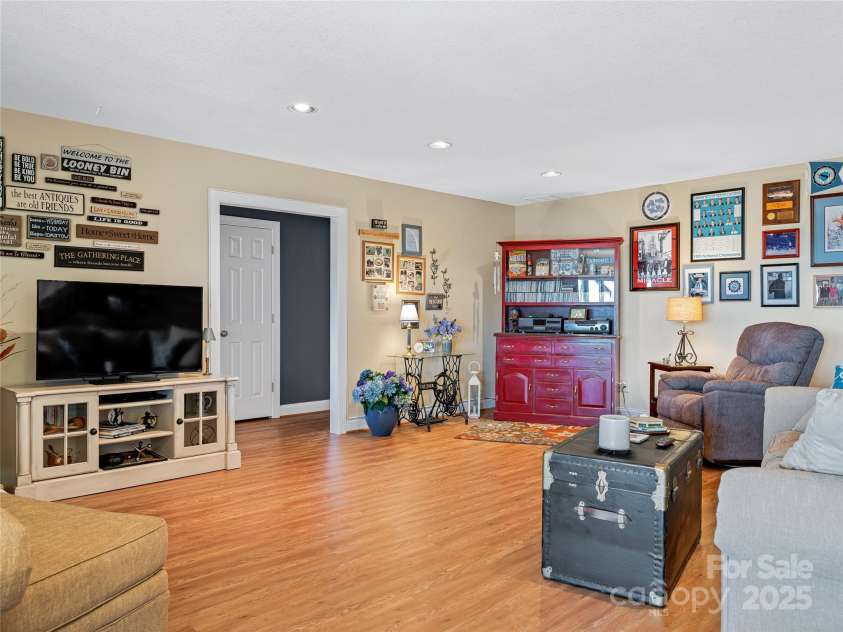 288 Hawks Point Drive, Zirconia, NC 28790.  MLS# CAR4239800, YatesRealty ID 1575. 