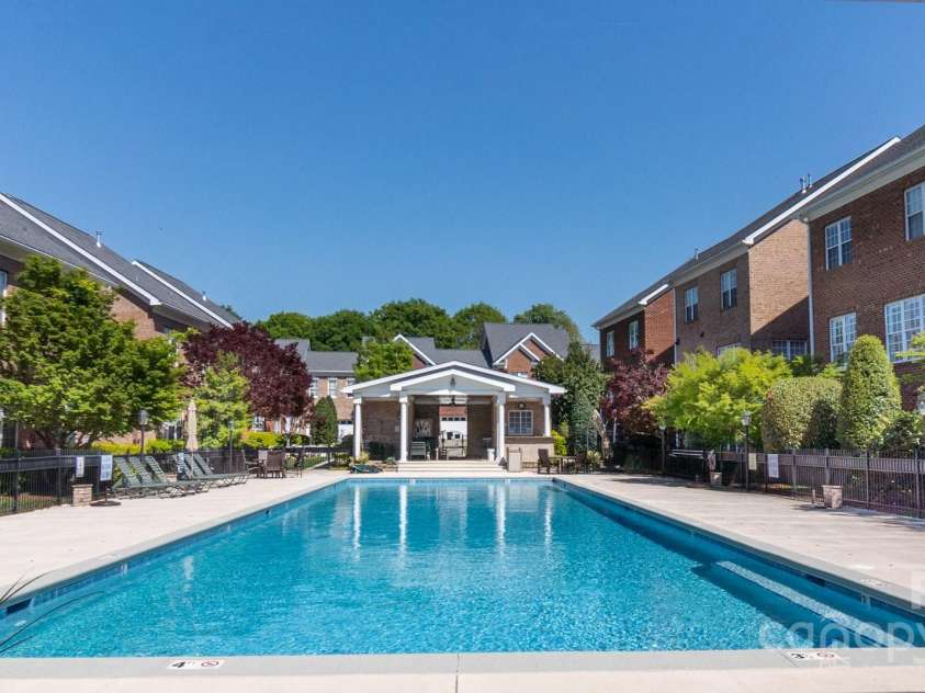 6231 Wakehurst Road, Charlotte, NC 28226.  MLS# CAR4249414, YatesRealty ID 15750. Fabulous pool
