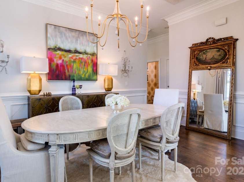 6231 Wakehurst Road, Charlotte, NC 28226.  MLS# CAR4249414, YatesRealty ID 15750. Spacious to entertain friends and family