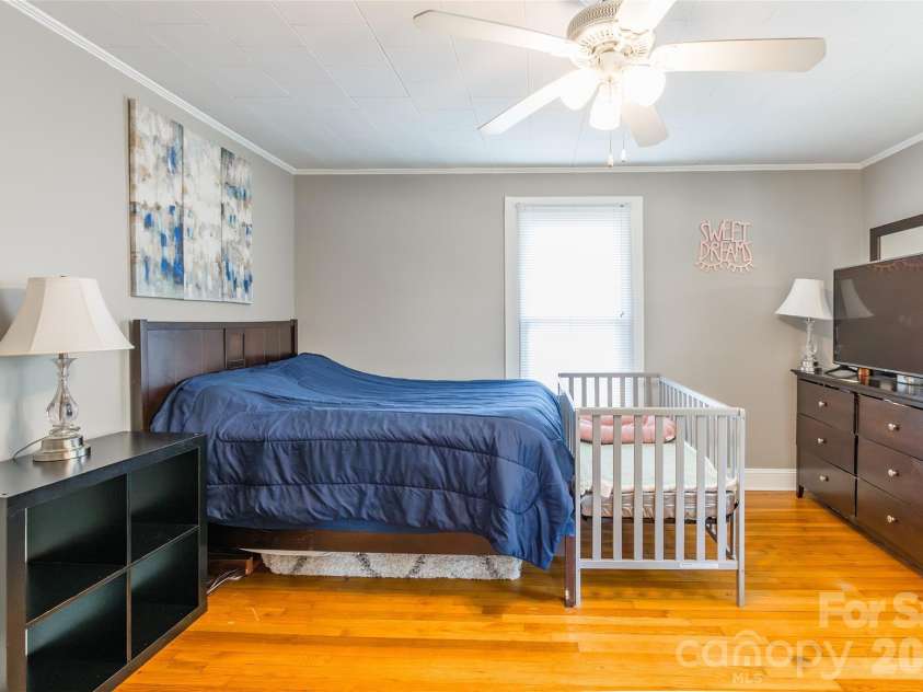 603 Fairview Street, Kannapolis, NC 28083.  MLS# CAR4365384, YatesRealty ID 15752. 