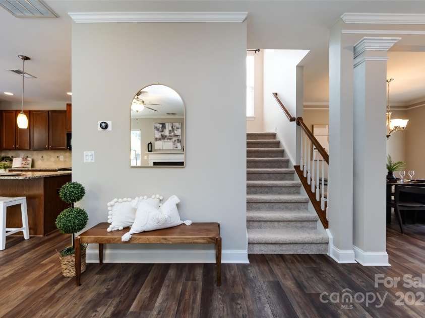 10125 Loch Lomond Drive, Charlotte, NC 28278.  MLS# CAR4241005, YatesRealty ID 15754. 