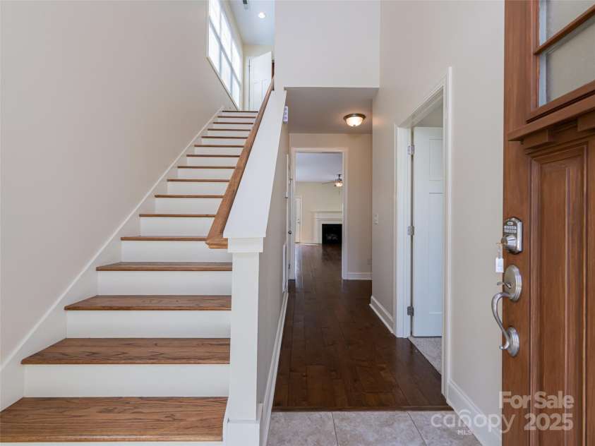 19 Tudor Way, Black Mountain, NC 28711.  MLS# CAR4248012, YatesRealty ID 15755. 