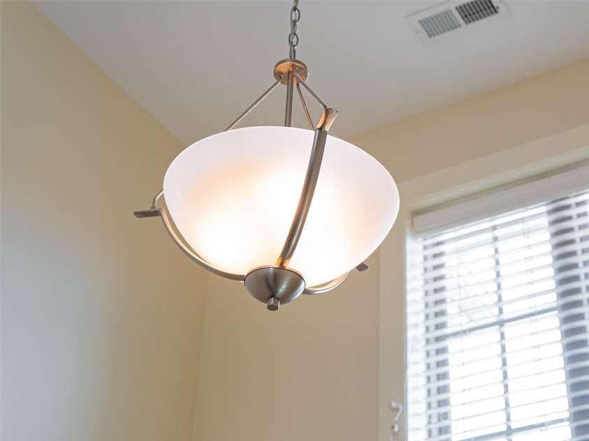 19 Tudor Way, Black Mountain, NC 28711.  MLS# CAR4248012, YatesRealty ID 15755. 