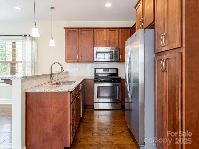 19 Tudor Way, Black Mountain, NC 28711.  MLS# CAR4248012, YatesRealty ID 15755. 