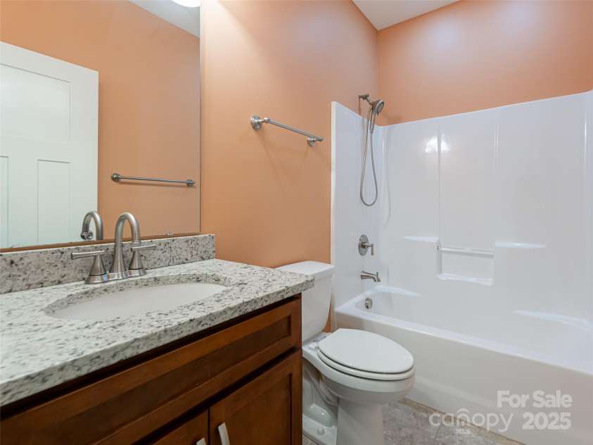 19 Tudor Way, Black Mountain, NC 28711.  MLS# CAR4248012, YatesRealty ID 15755. Upper level guest bath