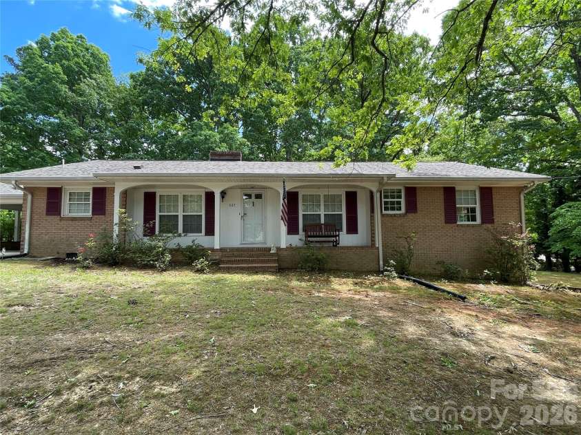507 Meadowrock Drive, Albemarle, NC 28001.  MLS# CAR4372117, YatesRealty ID 15756. 