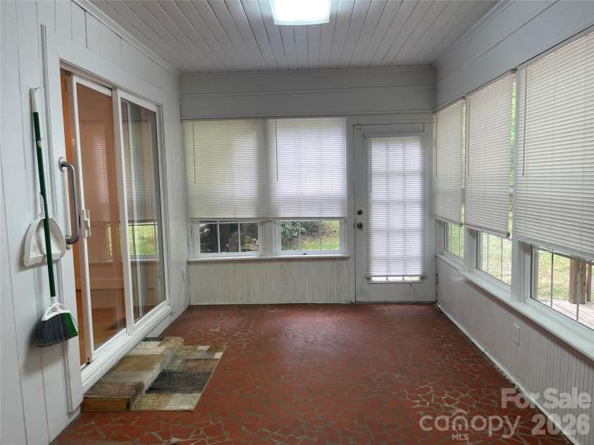 507 Meadowrock Drive, Albemarle, NC 28001.  MLS# CAR4372117, YatesRealty ID 15756. Sunroom