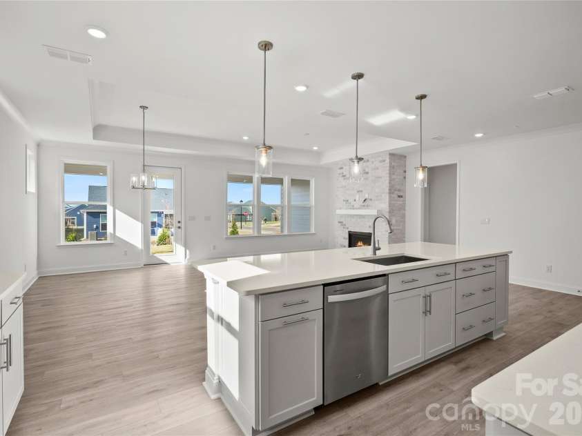 1800 Winding Mist Drive, Belmont, NC 20812.  MLS# CAR4302541, YatesRealty ID 15757. 