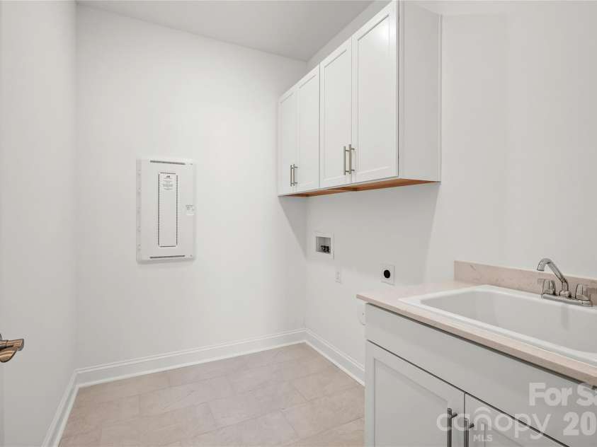 1800 Winding Mist Drive, Belmont, NC 20812.  MLS# CAR4302541, YatesRealty ID 15757. 