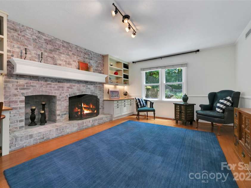 95 Ridgewood Place, Brevard, NC 28712.  MLS# CAR4235574, YatesRealty ID 15757. Den