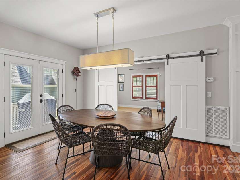 106 4th Street, Black Mountain, NC 28711.  MLS# CAR4252356, YatesRealty ID 15758. Dining Area