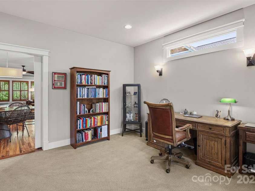 106 4th Street, Black Mountain, NC 28711.  MLS# CAR4252356, YatesRealty ID 15758. Office on Main