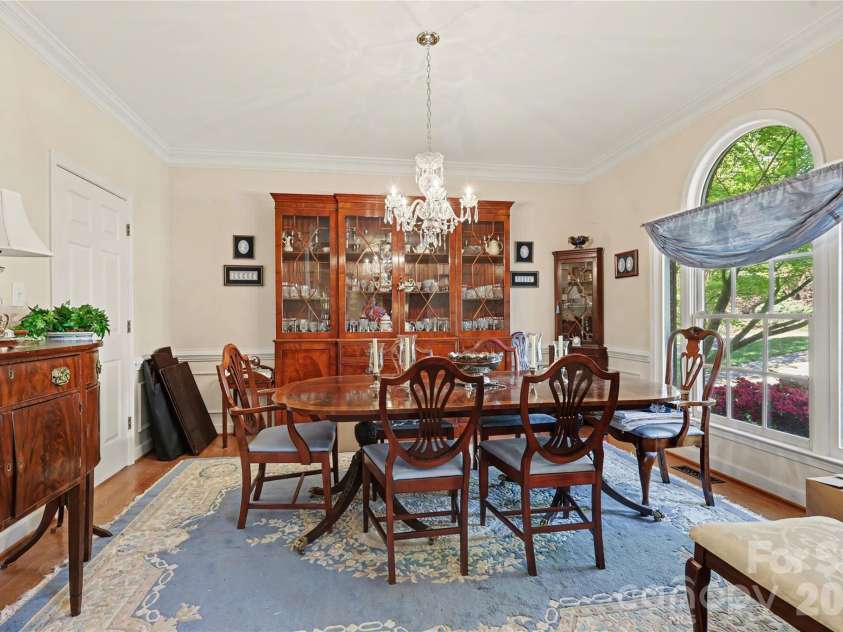 5005 Mayberry Lane, Winston Salem, NC 27106.  MLS# CAR4365094, YatesRealty ID 15759. 